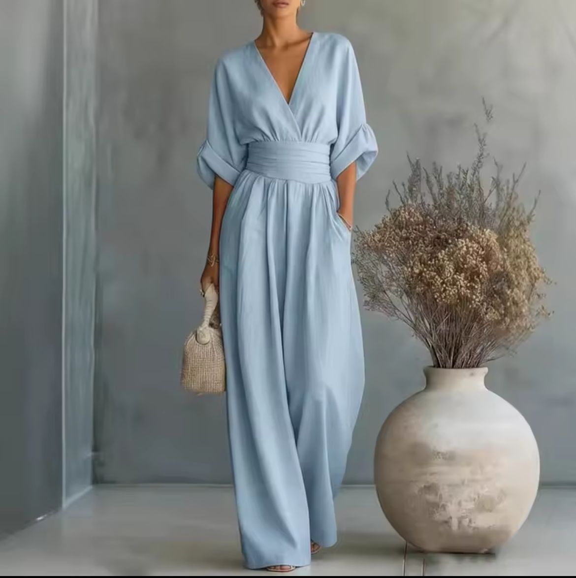Halina | Risel - Kombinezon, w którym poczujesz się komfortowo i elegancko w tym dniu.